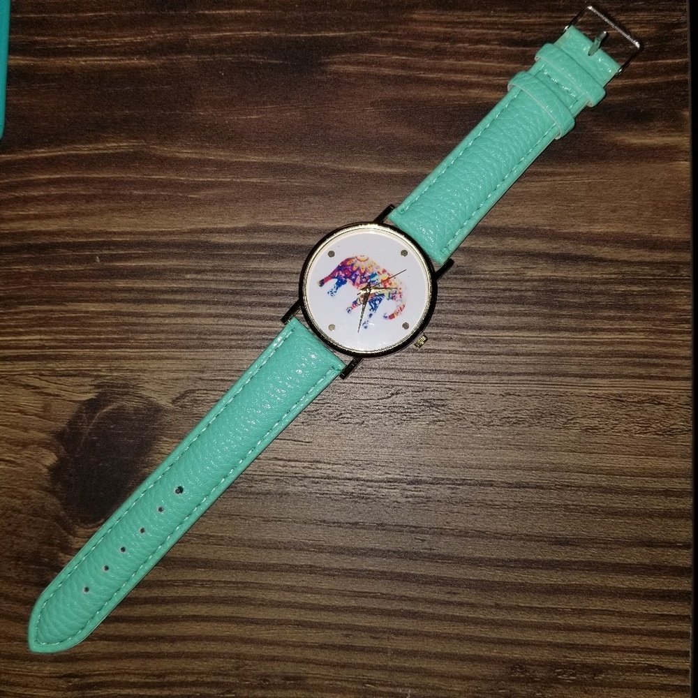 NWOT Elephant watch